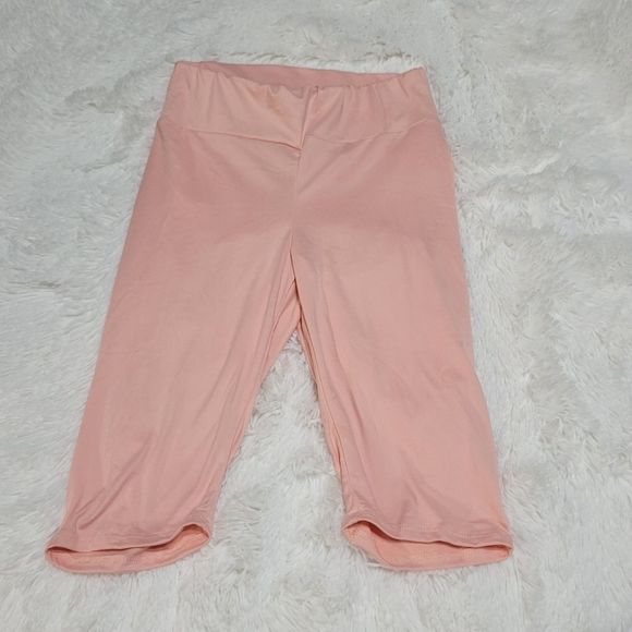 Fashion nova biker shorts - Picture 4 of 6